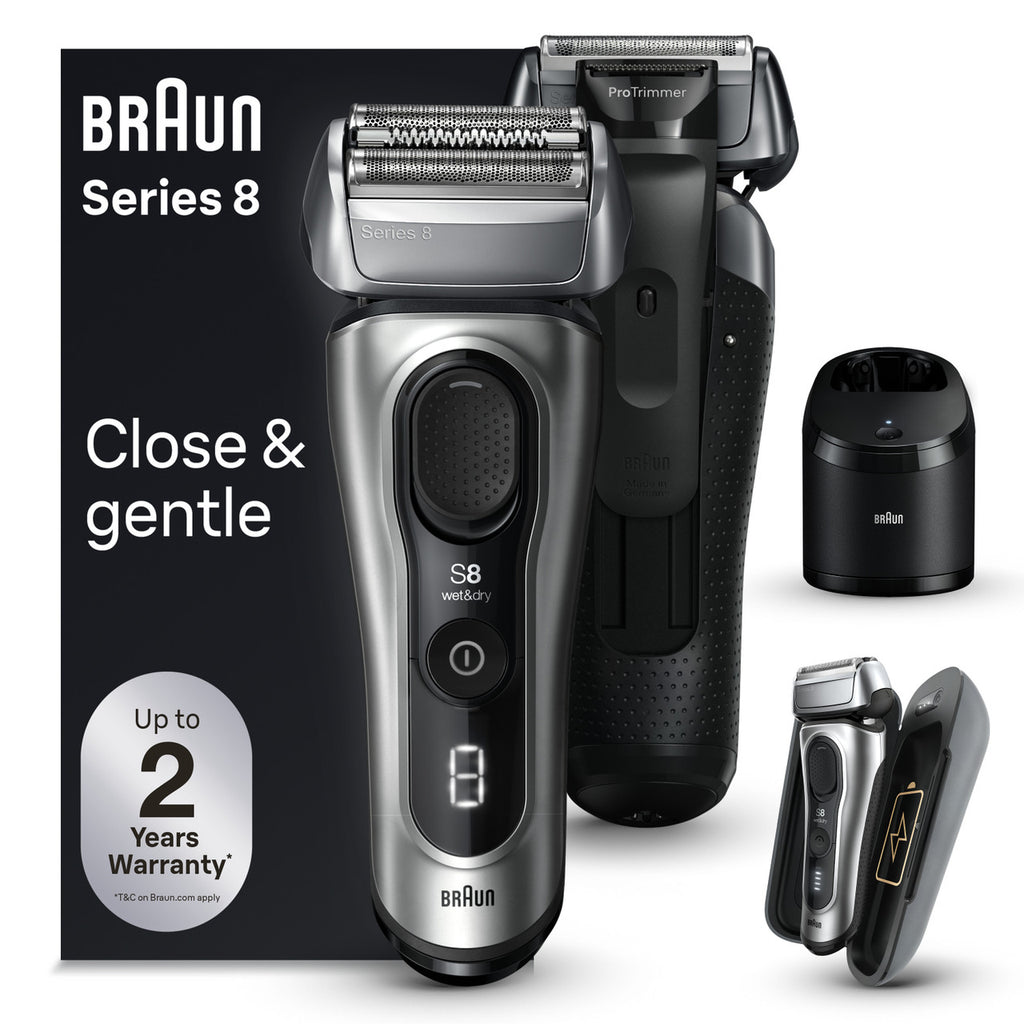 Series 8 Electric Shaver with PowerCase and 5-in-1 SmartCare Center 8577cc